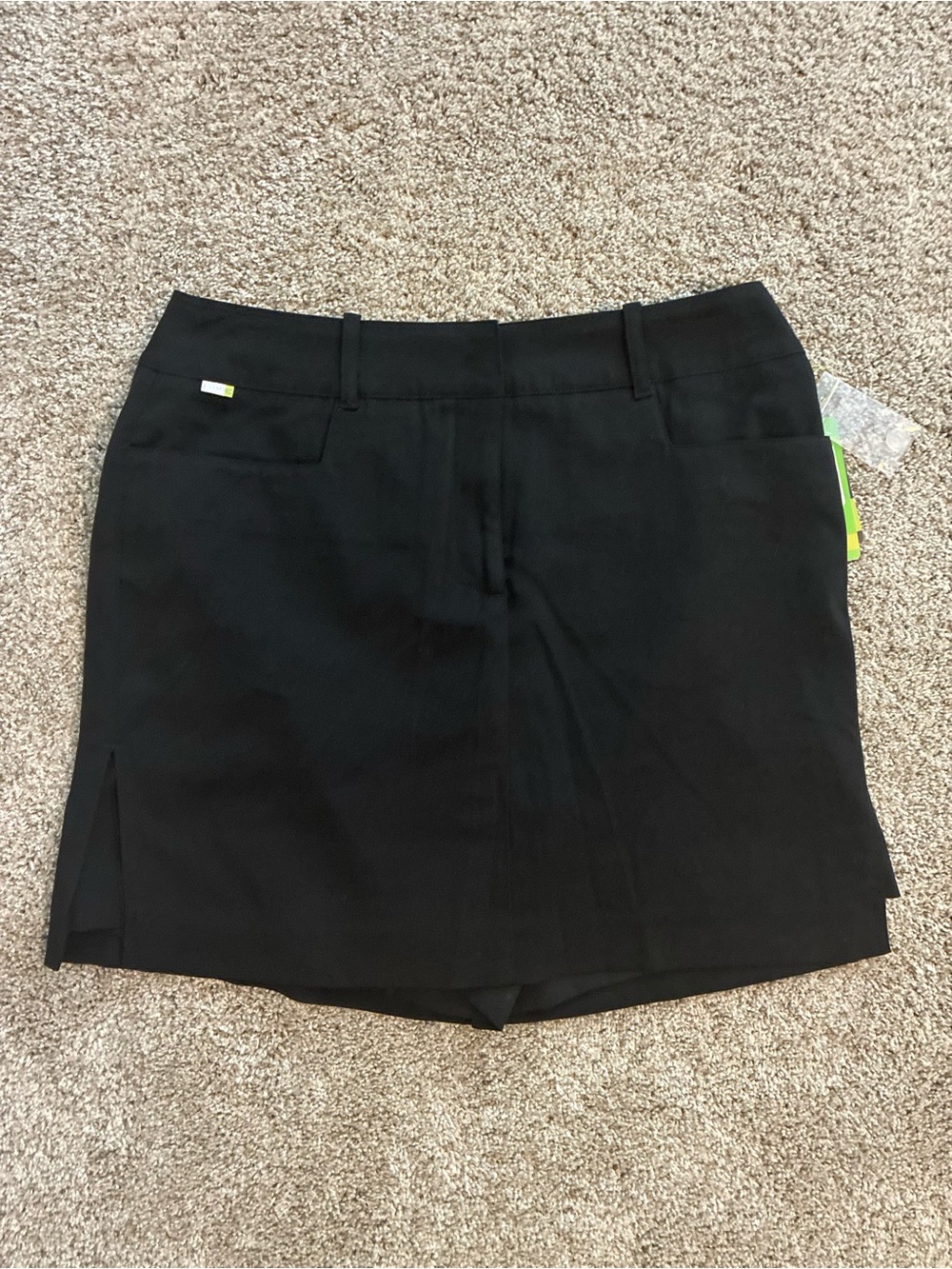 NWT Izod Women’s Black Stretch Skort with Side Slits